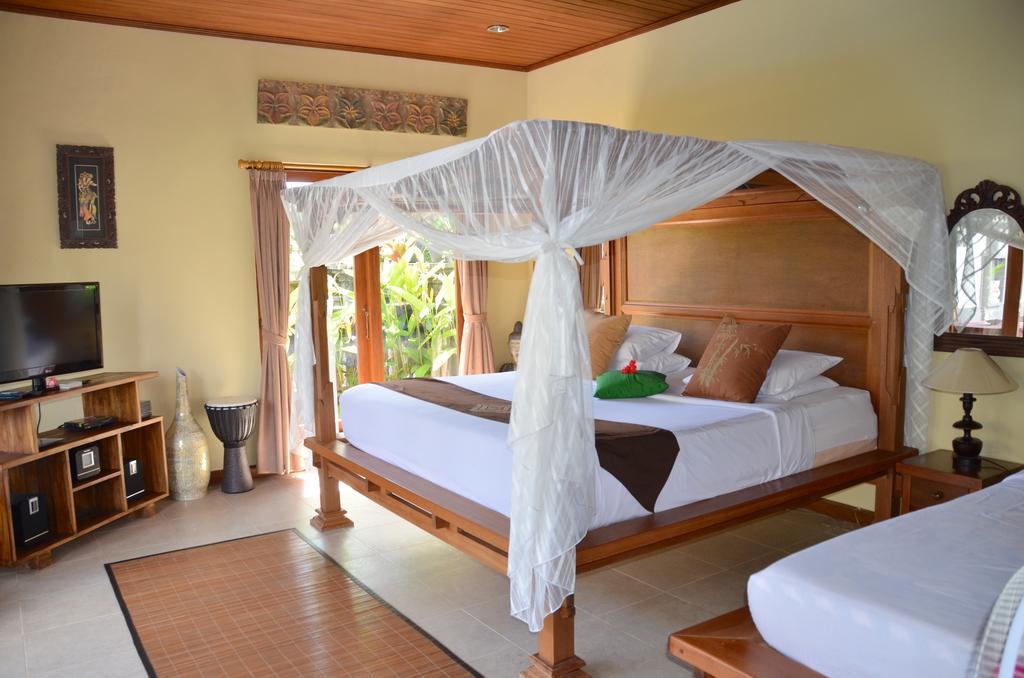 Villa Agung Khalia Ubud Quarto foto